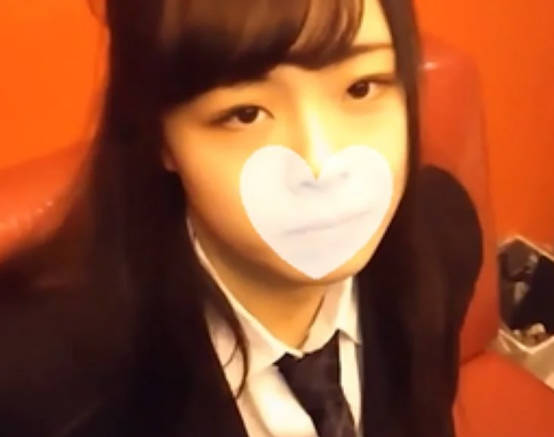 FC2PPV-4568506娃娃脸美女