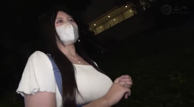 MAAN-1044 たまらんデカ乳助産師による搾乳講座撮影！顔面圧迫搾乳手コキでママに甘え放題！七瀬蘭